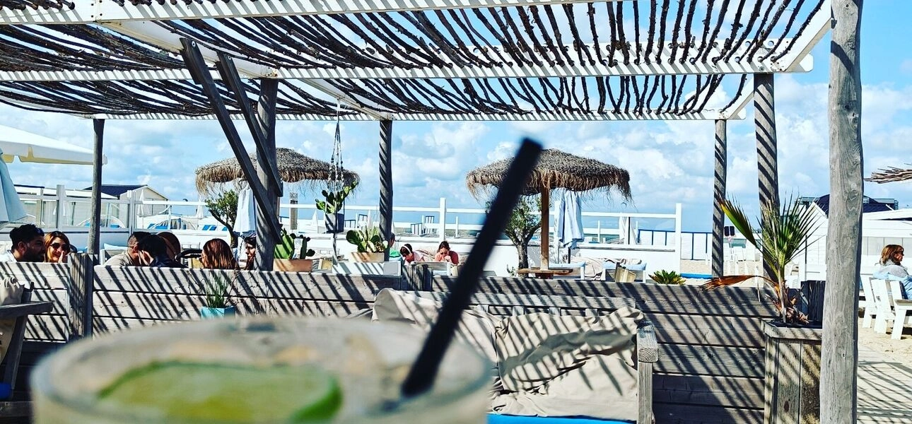 Descubra la costa belga: hoteles de lujo, beach clubs y mucho más