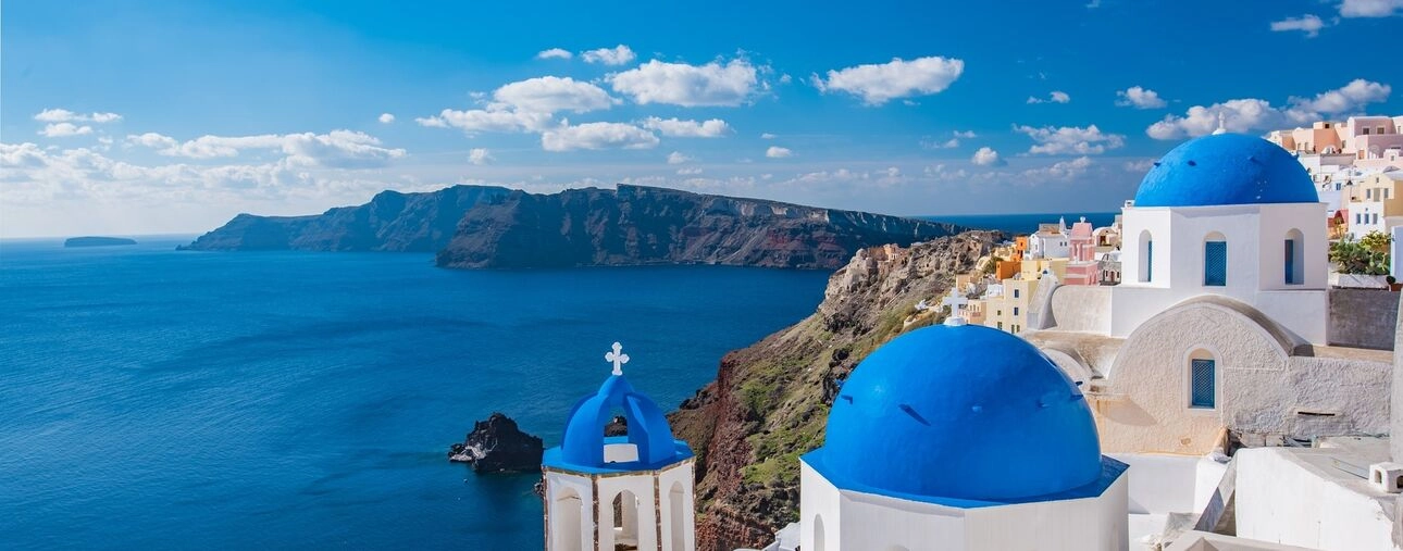 The best hotels in Santorini