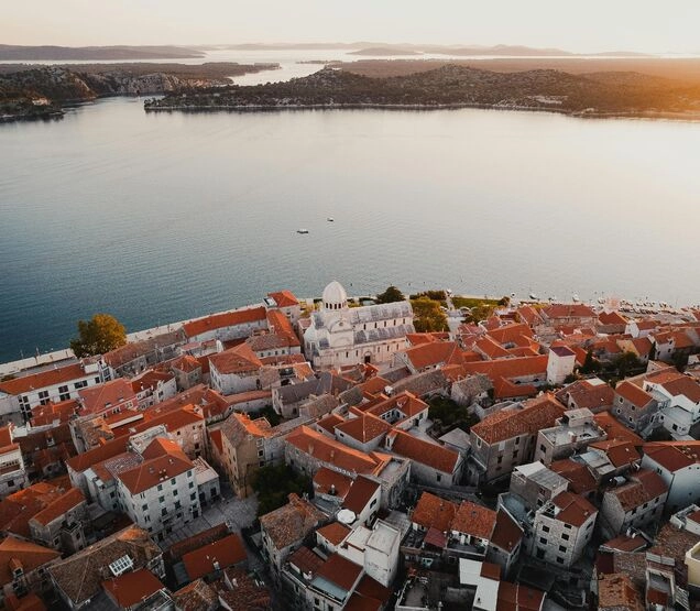 Descubra más de 90 hoteles en Croacia