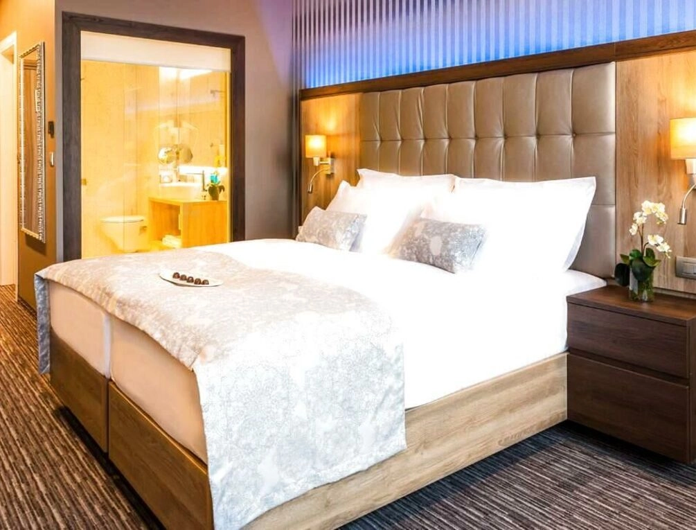 Afbeelding gerelateerd aan Admiral Hotel