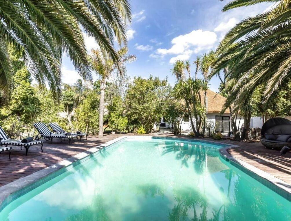 Afbeelding gerelateerd aan Africa Lodge