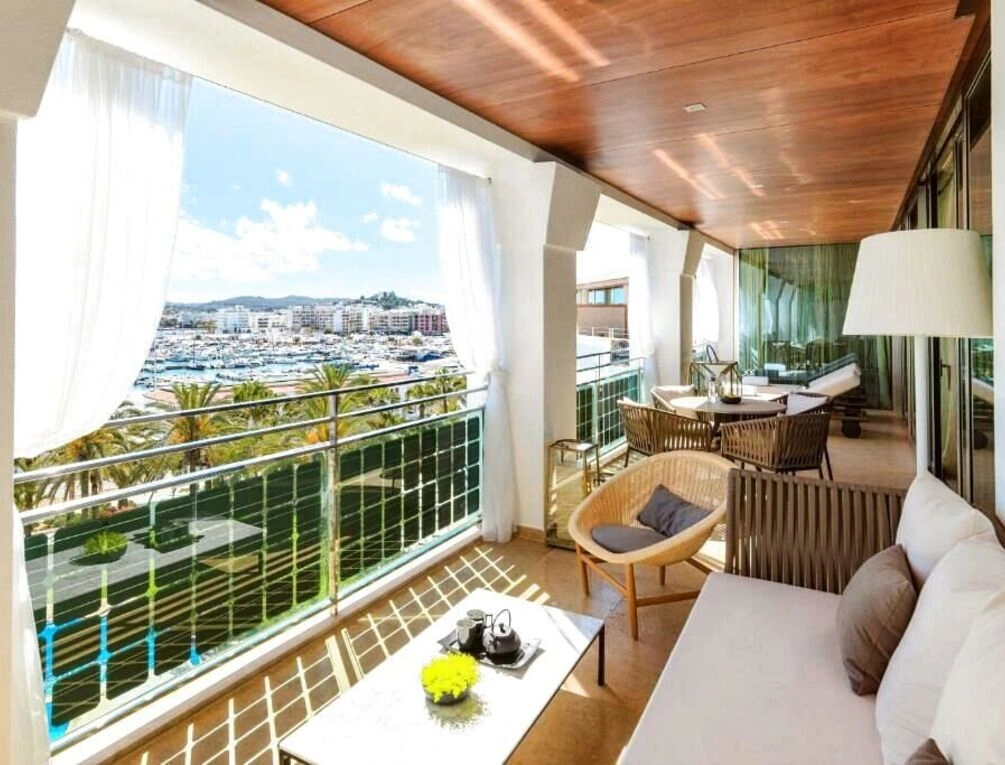 Afbeelding gerelateerd aan Aguas de Ibiza Grand Luxe Hotel - Small Luxury Hotel of the World