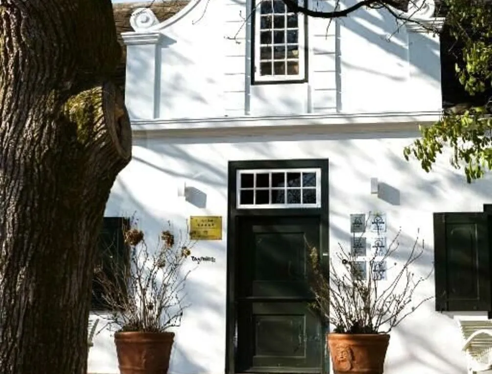 Afbeelding gerelateerd aan Akademie Street Boutique Hotel
