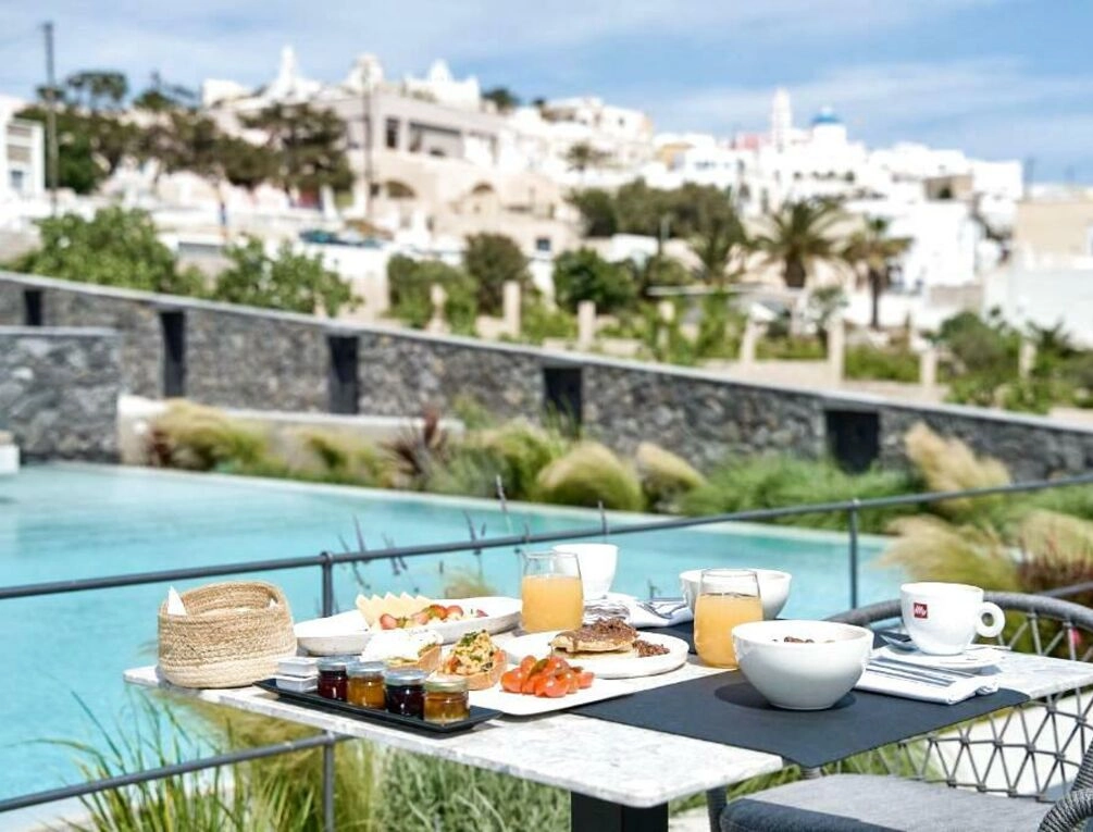 Afbeelding gerelateerd aan Alleys All-Suite Hotel & Spa