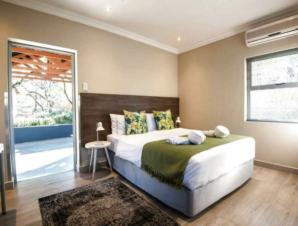 Afbeelding gerelateerd aan Arebbusch Travel Lodge