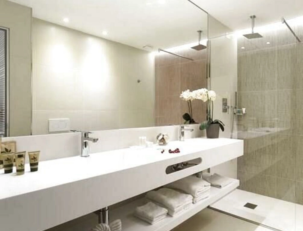 Afbeelding gerelateerd aan Astoria Suite Hotel