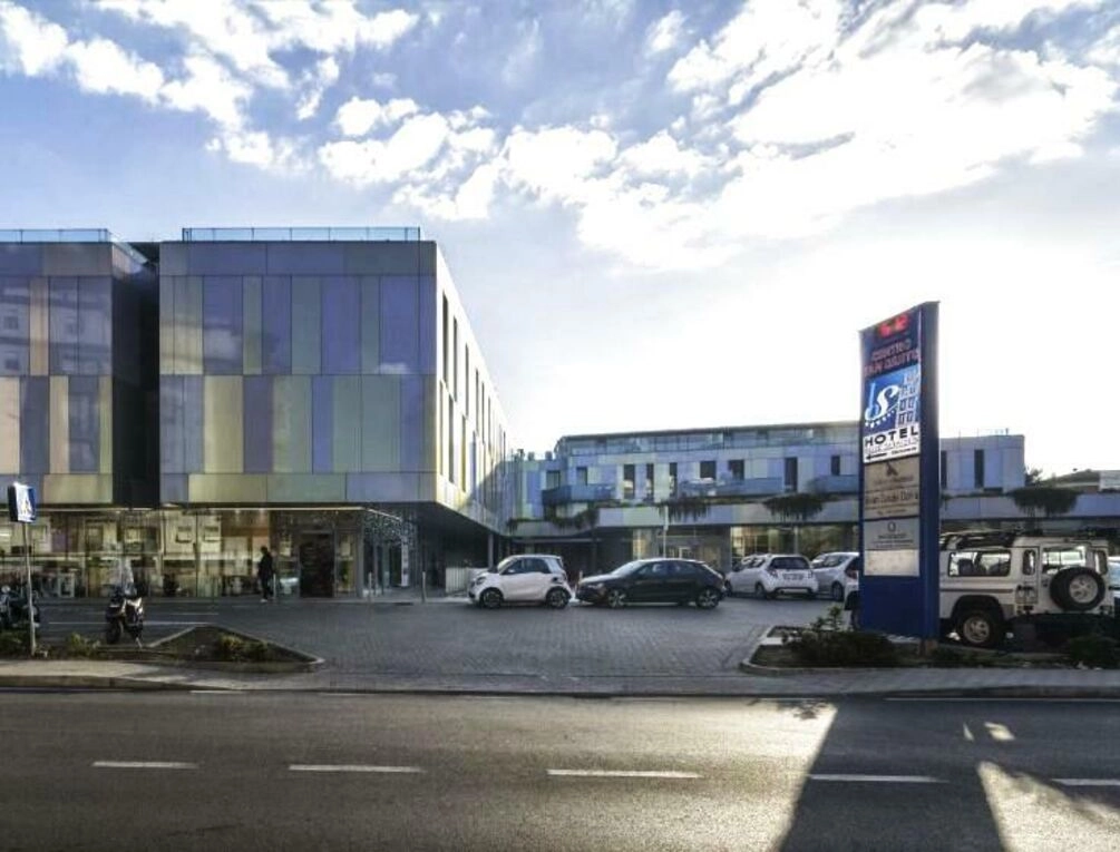Afbeelding gerelateerd aan Blue Shades Hotel