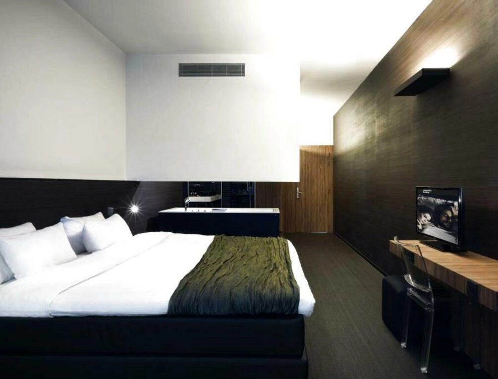 Afbeelding gerelateerd aan Carbon Hotel