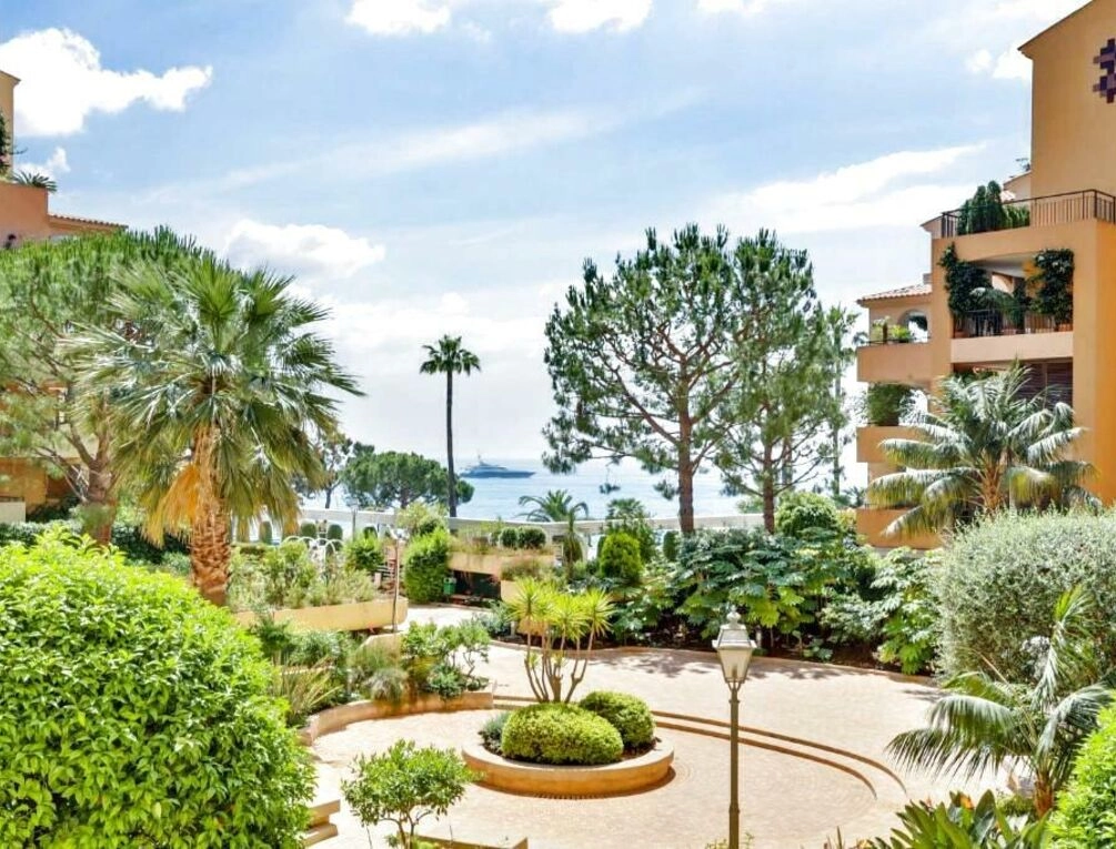 Afbeelding gerelateerd aan Columbus Hotel Monte-Carlo, Curio Collection by Hilton