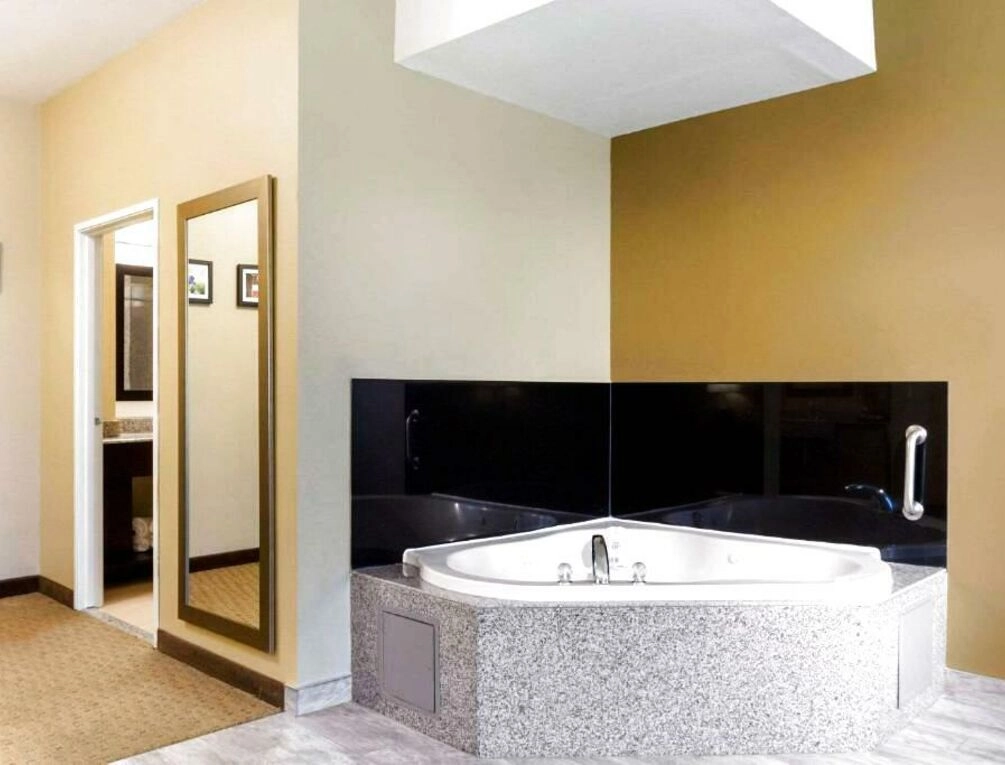 Afbeelding gerelateerd aan Comfort Inn & Suites