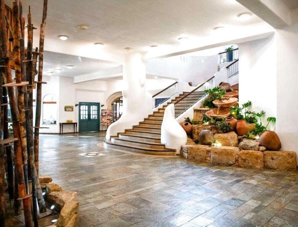 Afbeelding gerelateerd aan Coral Beach Hotel & Resort Cyprus