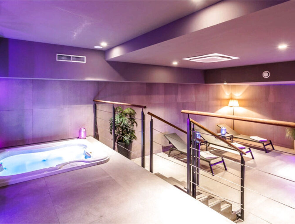 Afbeelding gerelateerd aan Cornaro Hotel