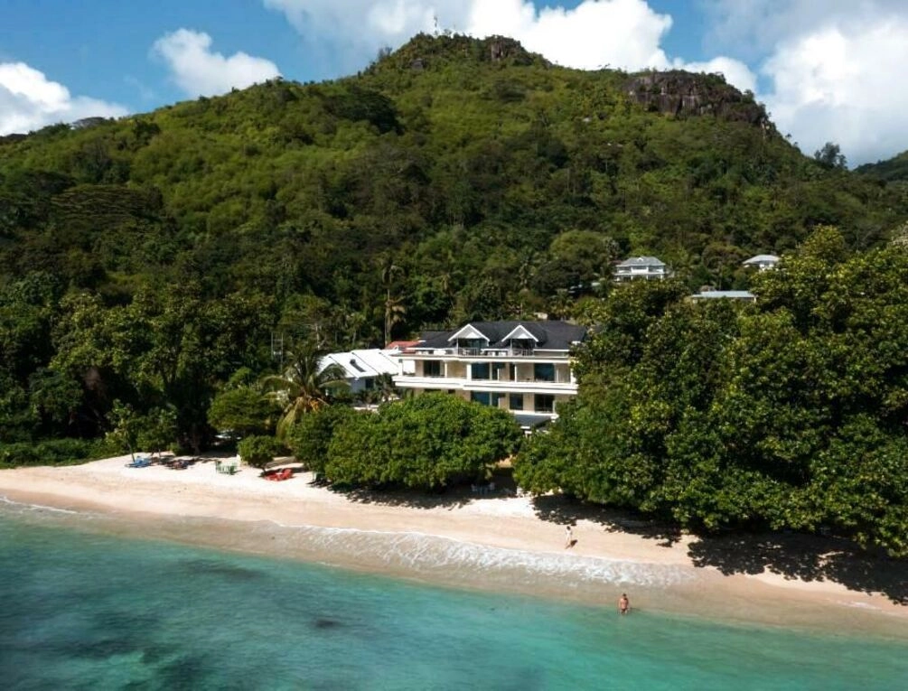 Afbeelding gerelateerd aan Crown Beach Hotel Seychelles