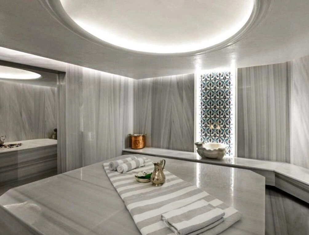 Afbeelding gerelateerd aan Crowne Plaza Istanbul - Ortakoy Bosphorus by IHG