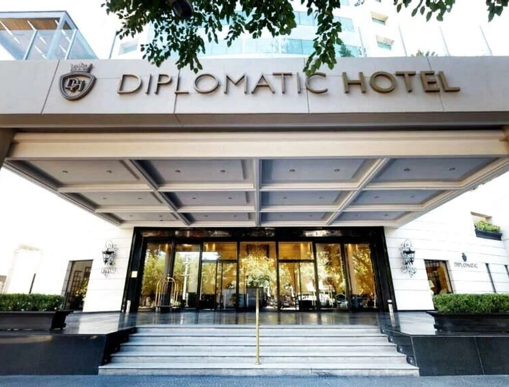 Afbeelding gerelateerd aan DiplomaticHotel