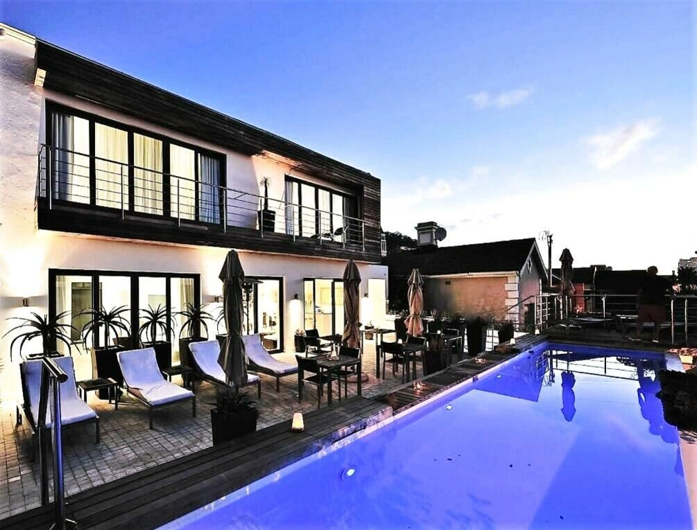 Afbeelding gerelateerd aan DysArt Boutique Hotel