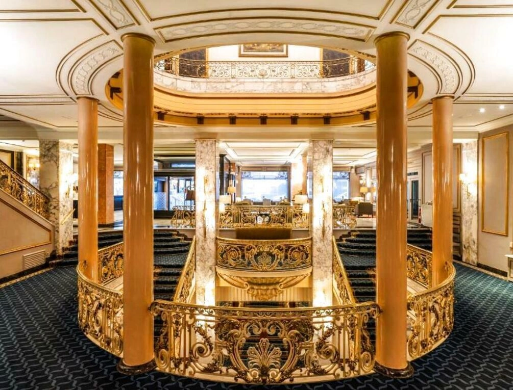 Afbeelding gerelateerd aan El Avenida Palace