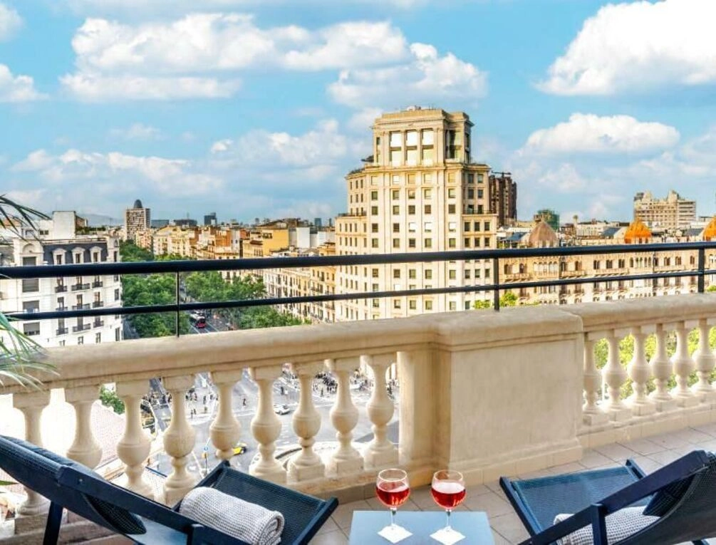 Afbeelding gerelateerd aan El Avenida Palace