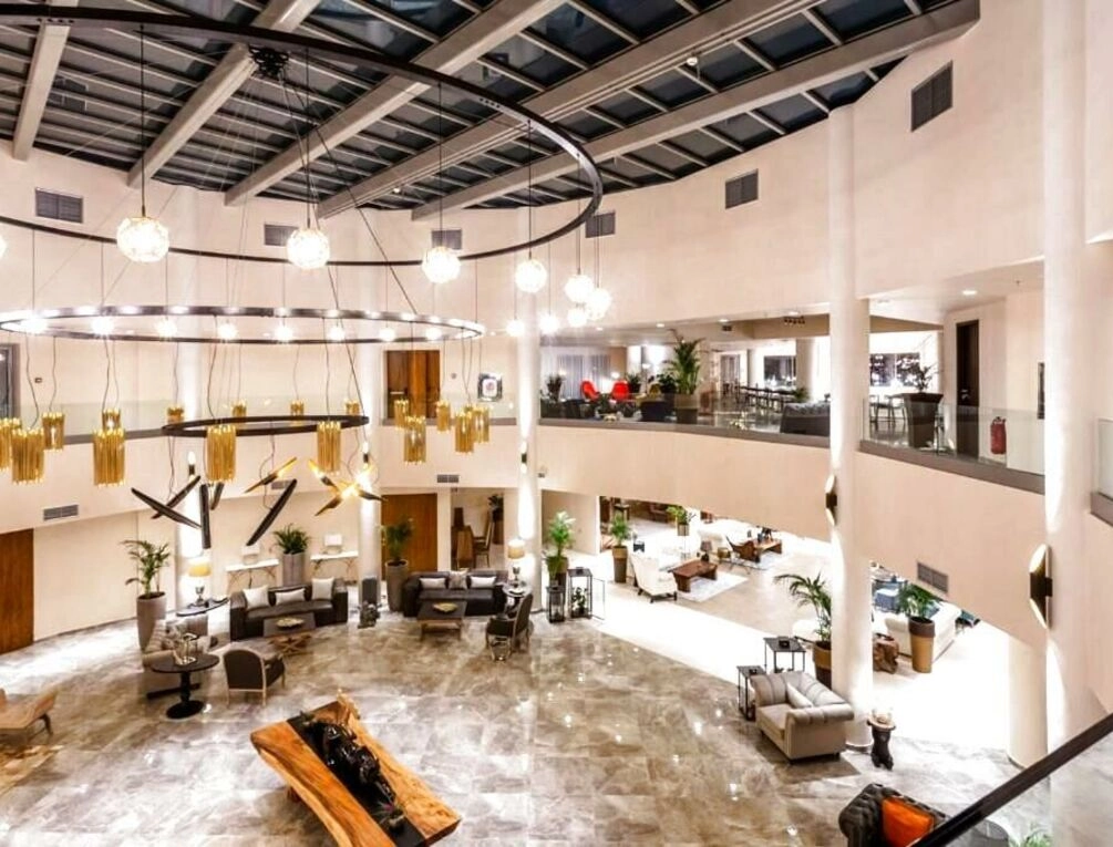 Afbeelding gerelateerd aan Elysian Luxury Hotel and Spa