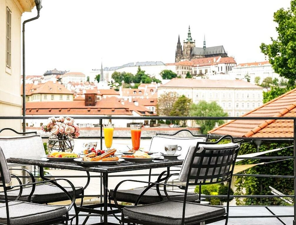 Afbeelding gerelateerd aan Four Seasons Hotel Prague