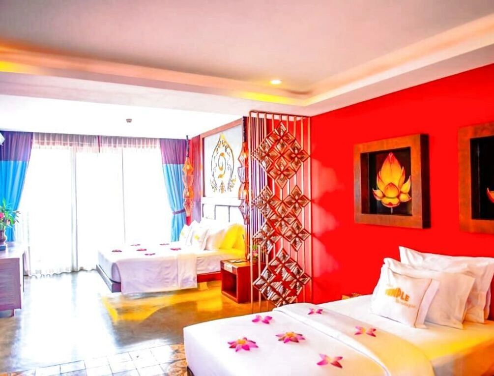 Afbeelding gerelateerd aan Golden Temple Boutique