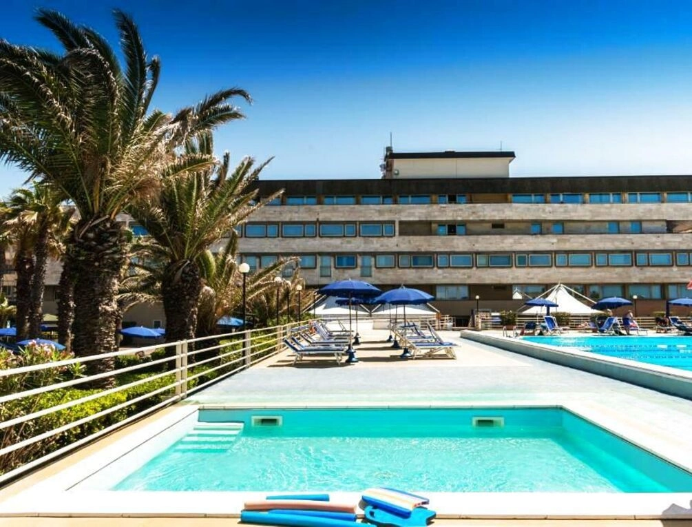 Afbeelding gerelateerd aan Grand Hotel Continental