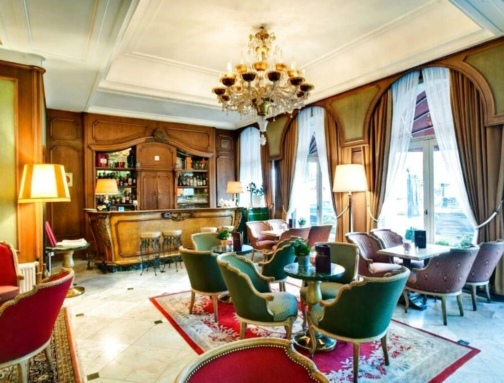 Afbeelding gerelateerd aan Grand Hotel Cravat