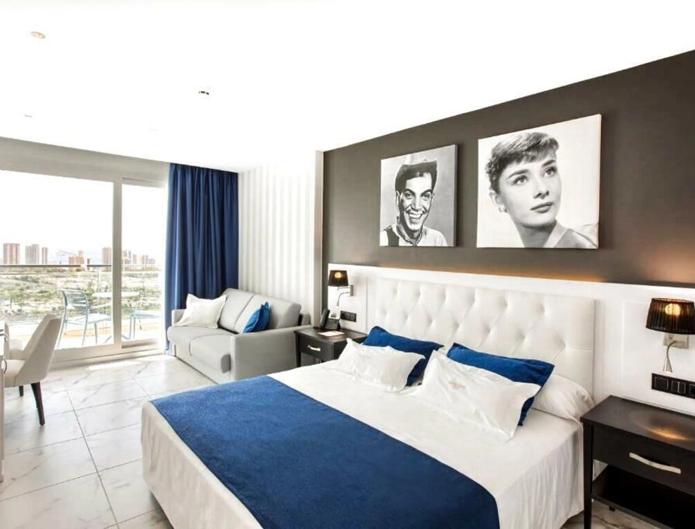 Afbeelding gerelateerd aan Grand Luxor Hotel