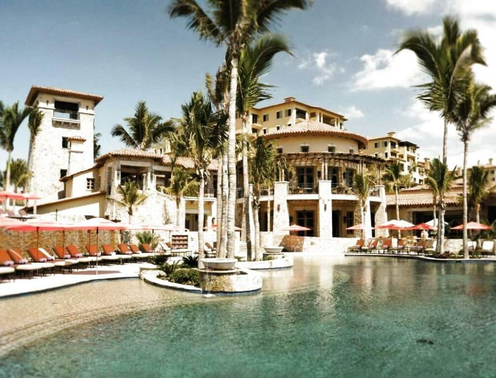 Afbeelding gerelateerd aan Hacienda Beach Club & Residences