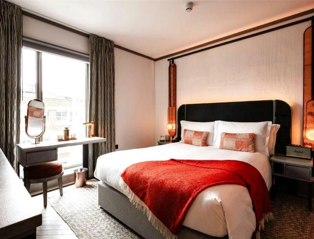 Afbeelding gerelateerd aan Hart Shoreditch Hotel London, Curio Collection by Hilton