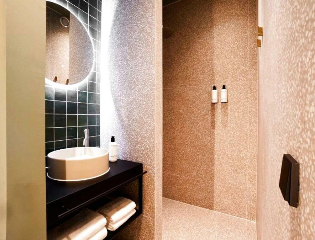 Afbeelding gerelateerd aan Heavens Hotel Hoorn