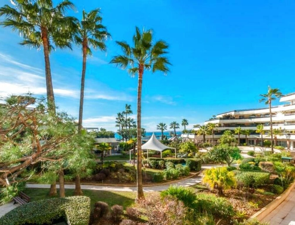 Afbeelding gerelateerd aan Holiday Inn Nice - Port St Laurent by IHG