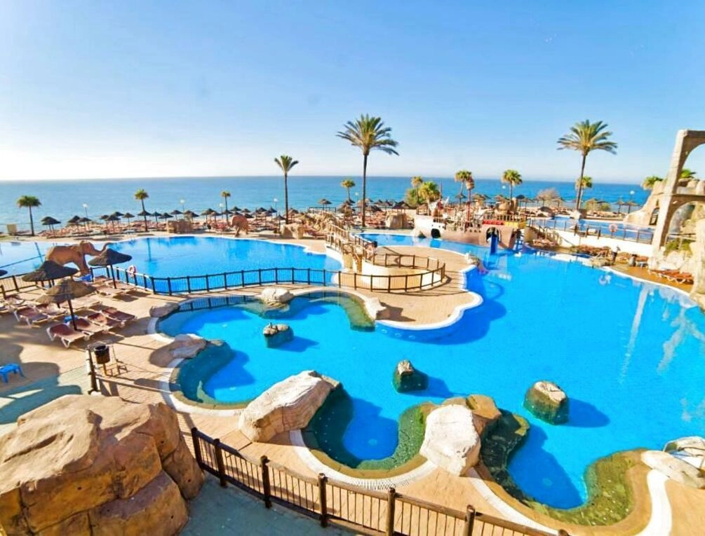 Afbeelding gerelateerd aan Holiday World Resort