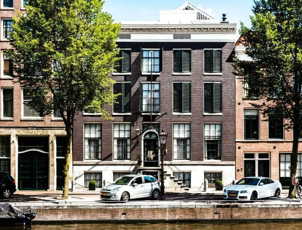 Afbeelding gerelateerd aan Hotel 717