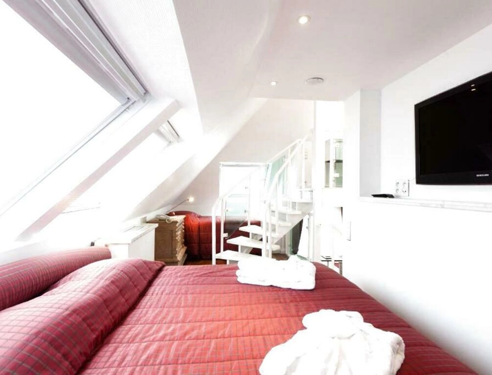 Afbeelding gerelateerd aan Hotel Approach