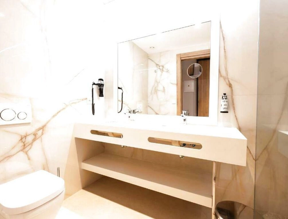 Afbeelding gerelateerd aan Hotel Gold Arcos 4 Sup - Built in May 2022