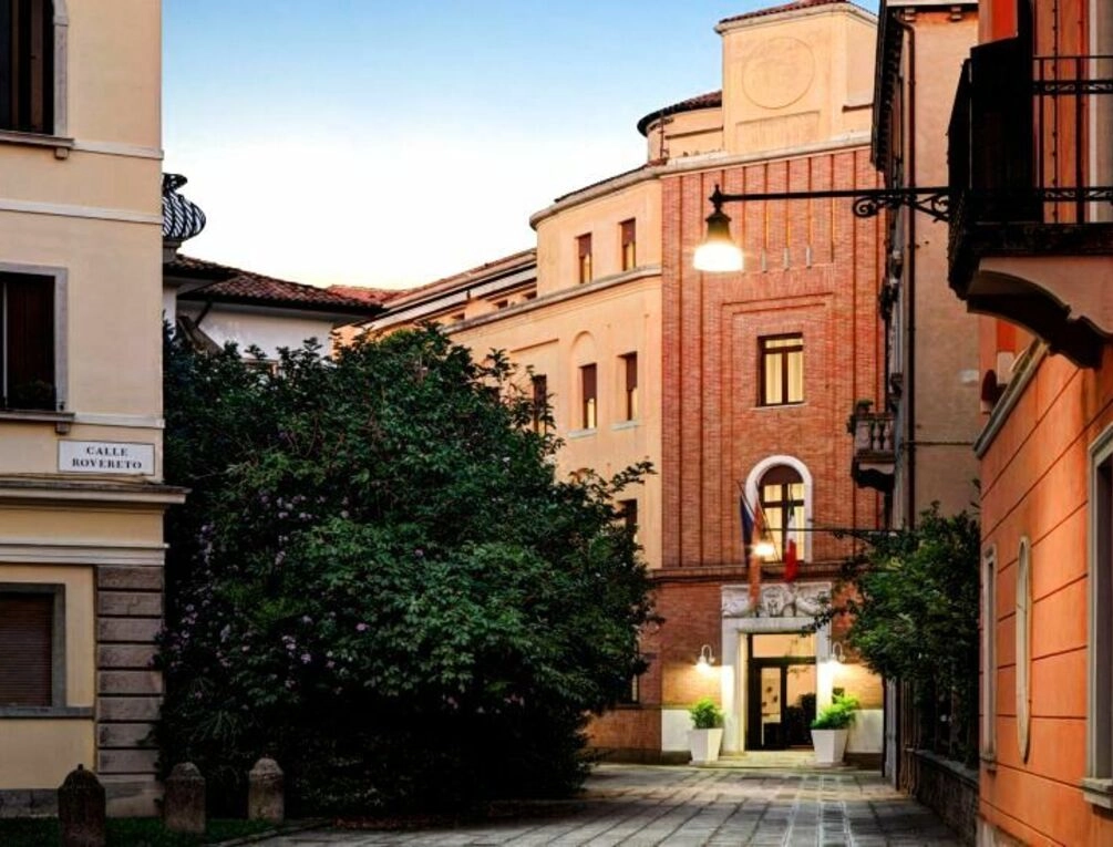 Afbeelding gerelateerd aan Hotel Indigo Venice - Sant'Elena, an IHG Hotel