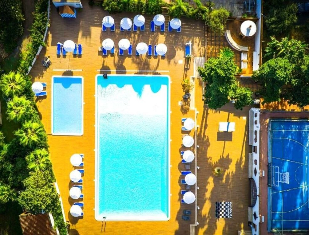 Afbeelding gerelateerd aan Hotel KaluraOpens
