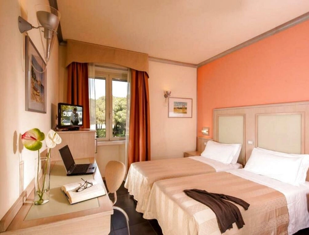 Afbeelding gerelateerd aan Hotel Mediterraneo
