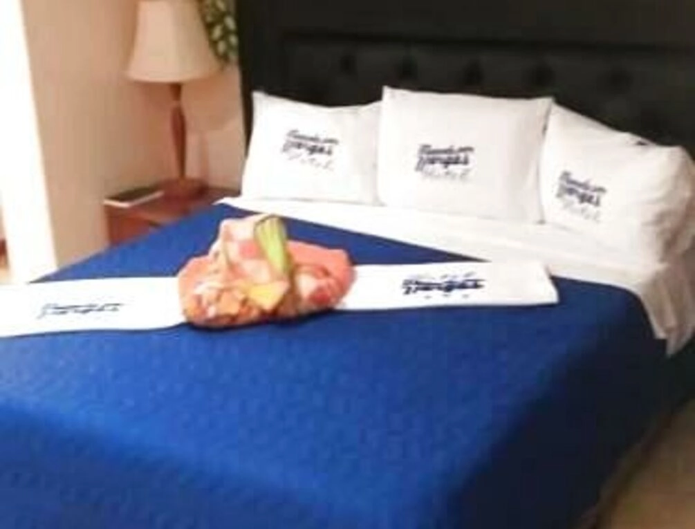 Afbeelding gerelateerd aan HOTEL MUEVETE POR VARGAS