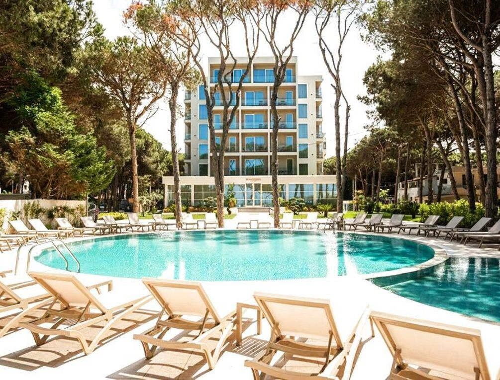 Afbeelding gerelateerd aan Hotel Skanderbeg