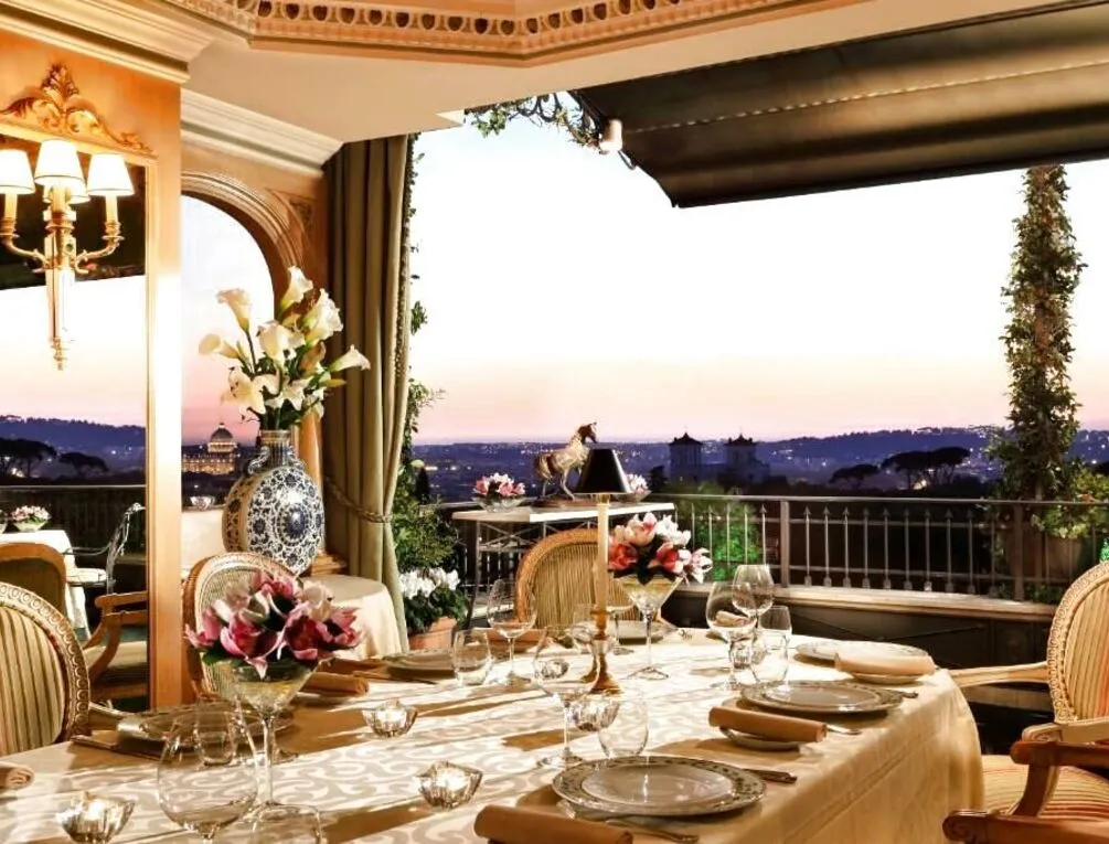 Afbeelding gerelateerd aan Hotel Splendide Royal - The Leading Hotels of the World