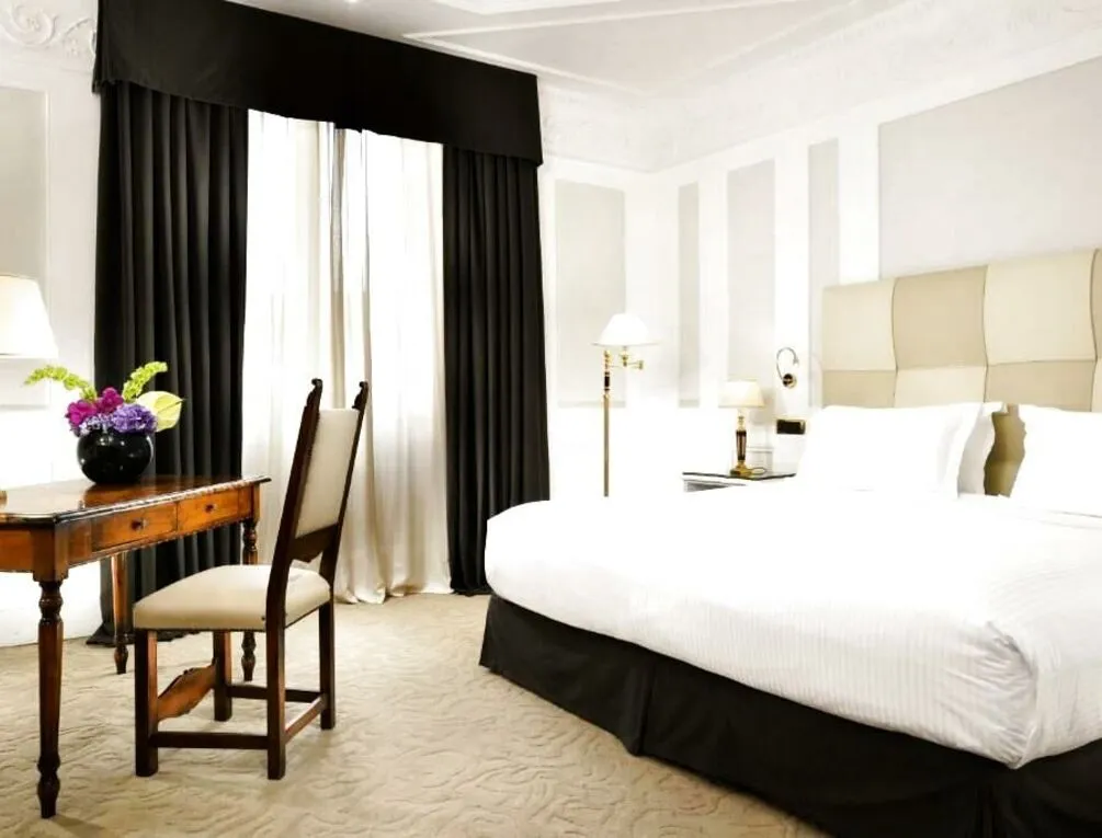 Afbeelding gerelateerd aan Hotel Splendide Royal - The Leading Hotels of the World