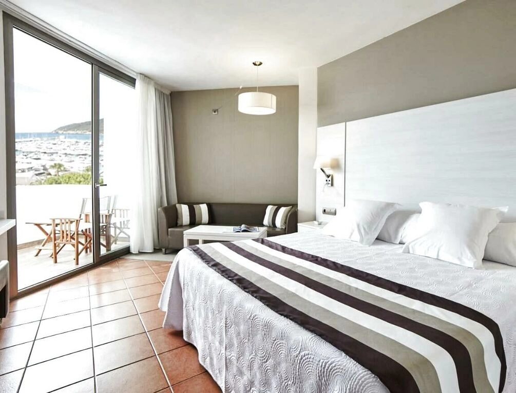 Afbeelding gerelateerd aan Hotel Tres Torres