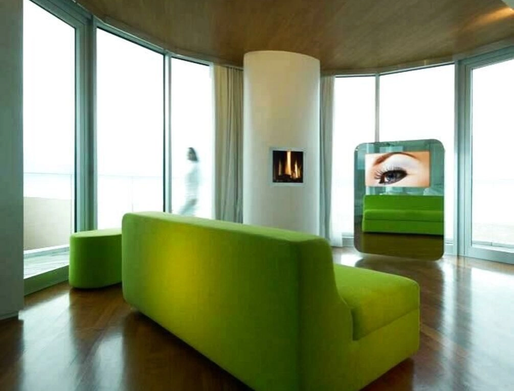 Afbeelding gerelateerd aan i-Suite Hotel