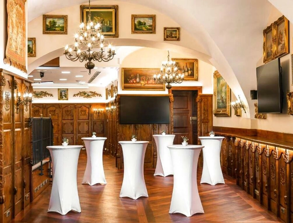 Afbeelding gerelateerd aan Iron Gate Hotel & Suites Prague by BHG