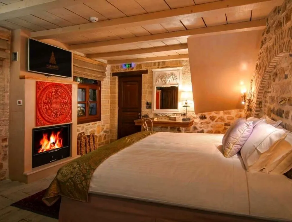 Afbeelding gerelateerd aan KAMARES Historic Boutique Hotel & Spa