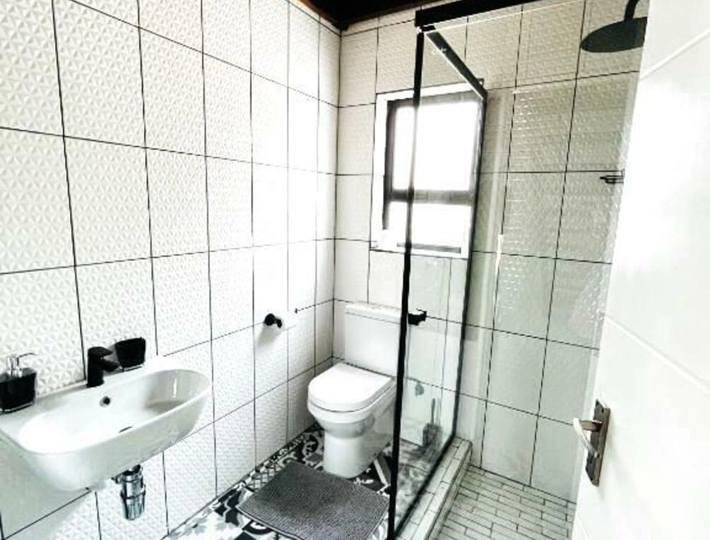 Afbeelding gerelateerd aan Kates Nest Guesthouse Oshakati