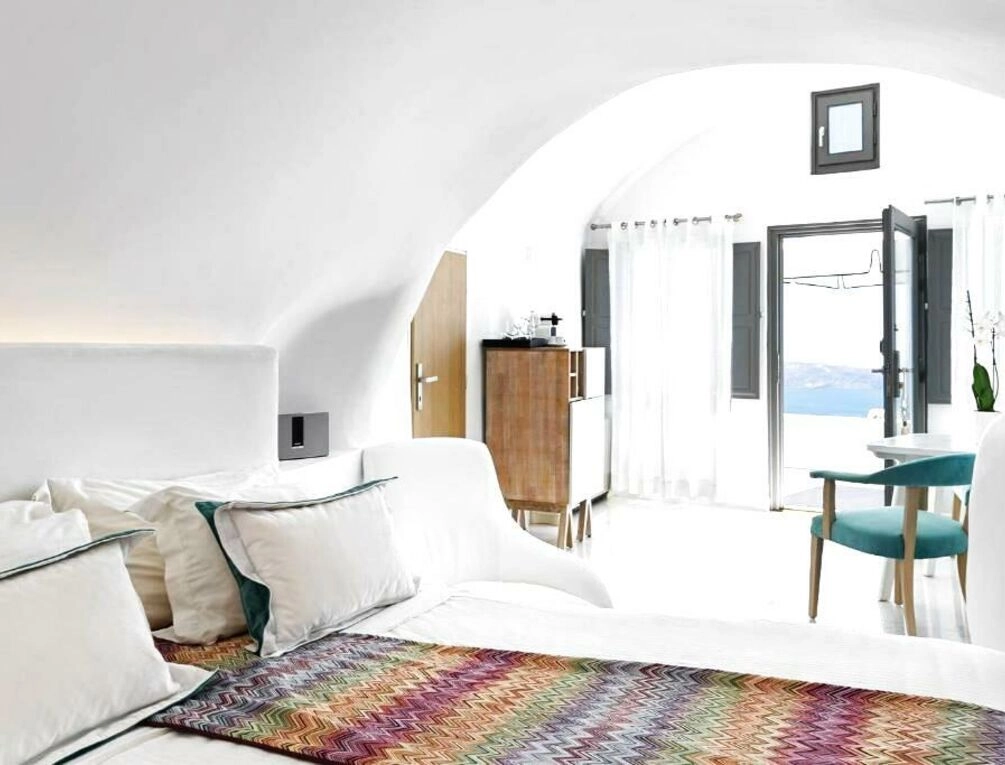 Afbeelding gerelateerd aan Katikies Chromata Santorini - The Leading Hotels of the World