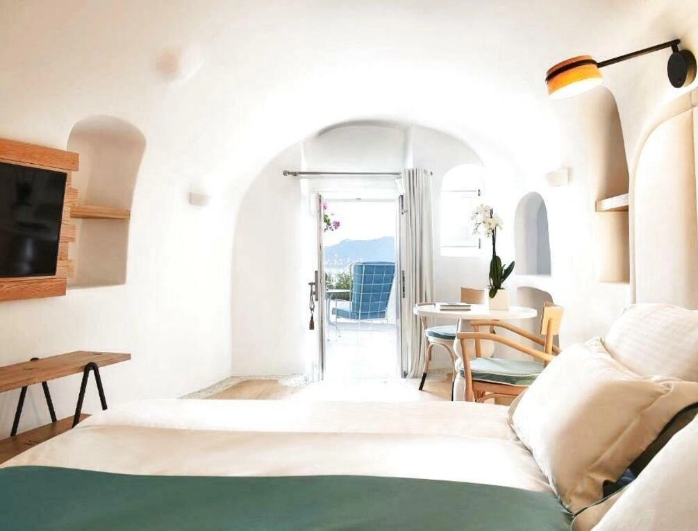 Afbeelding gerelateerd aan Katikies Kirini Santorini - The Leading Hotels Of The World